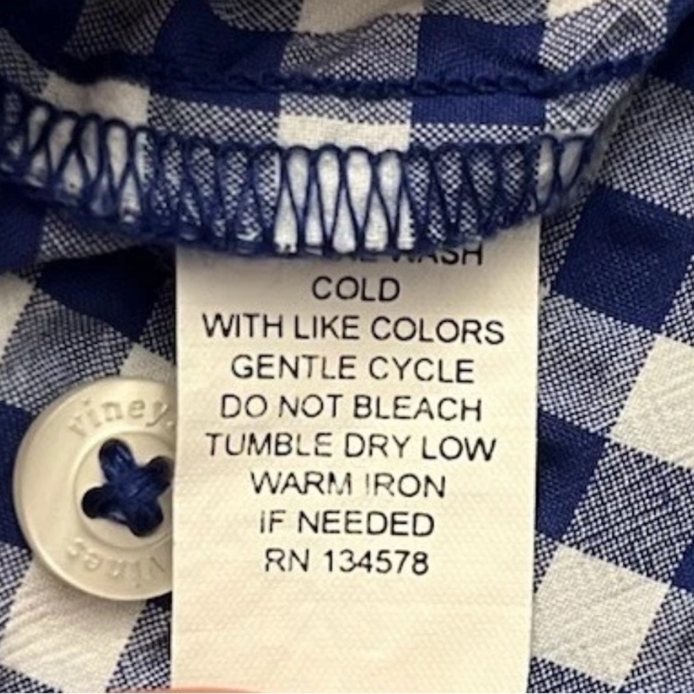 Vineyard Vines Women’s Outdoor Performance Long Sleeve Blue Gingham Button Down - Picture 12 of 12